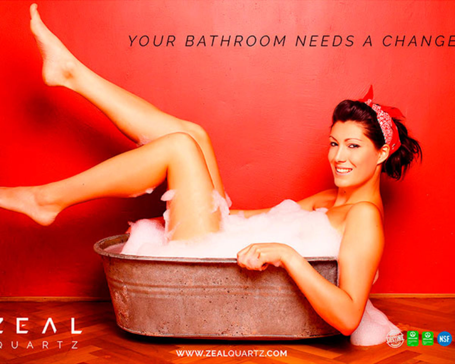 m_cartel_2018-12_zeal-baño-rojo-chica-sexy-espuma