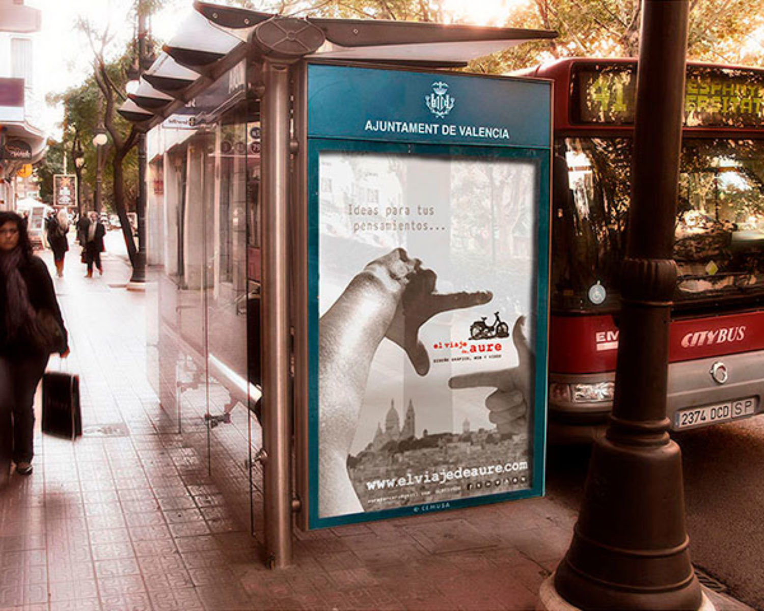 m_granformato_2012-03_mupi-marquesina-autobus-valencia-elviaje