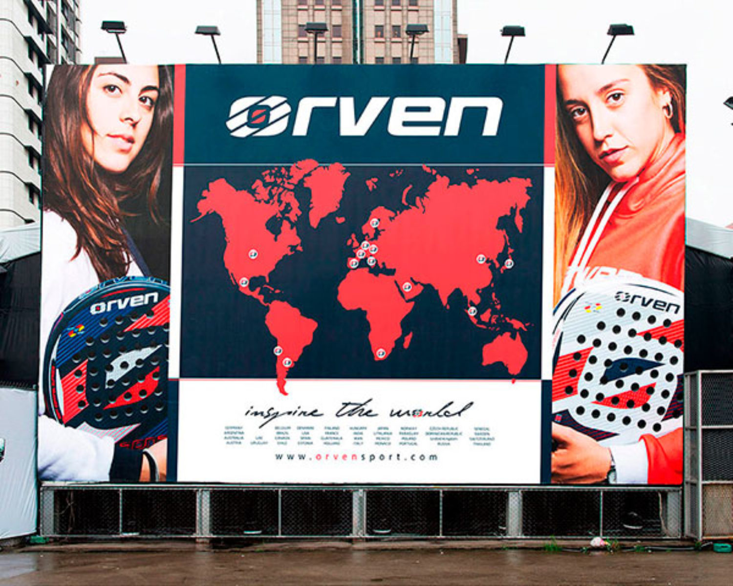 m_granformato_2019-10_lona-publicidad-marca-padel-orven-chicas-valencia