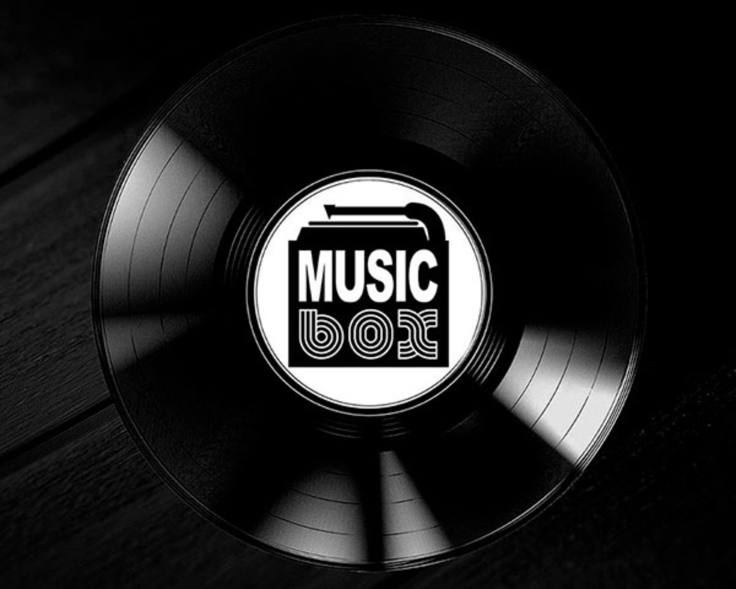 m_marca_2014-09_logo-branding-musicbox