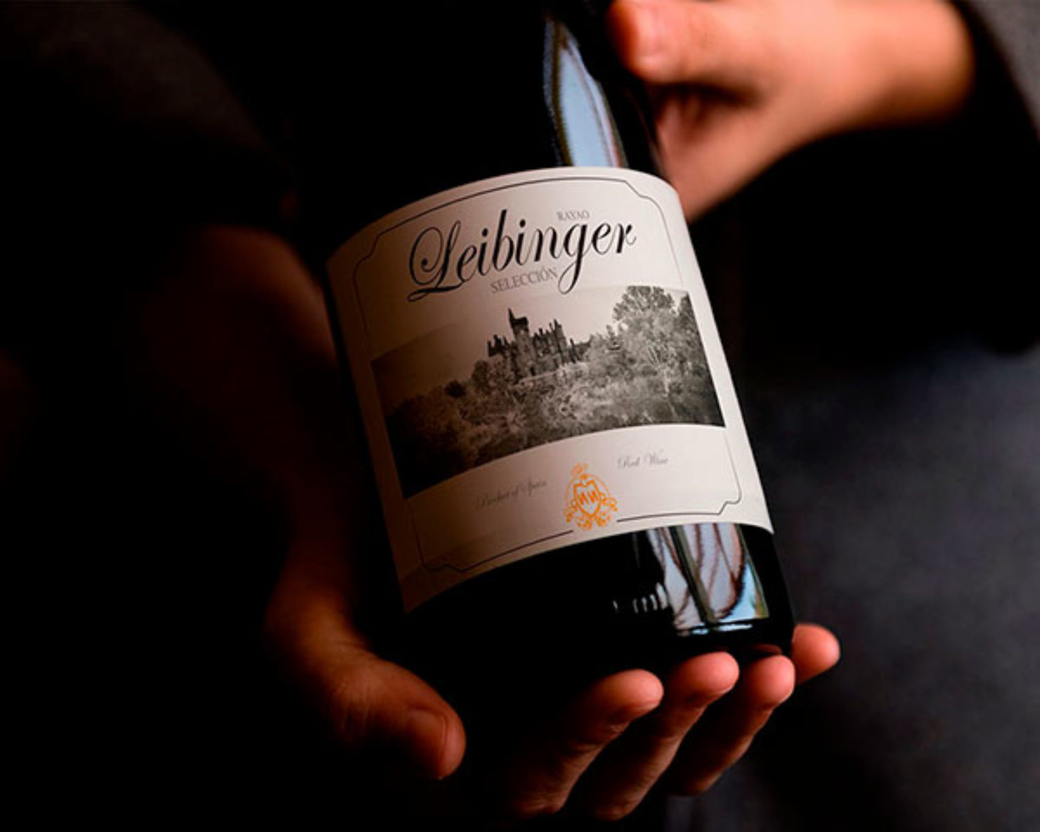 m_packaging_2019-06_etiquetas-botellas-vino-rayao