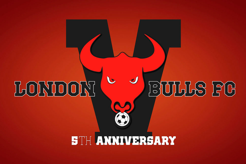marca_2016-09_logo-branding-futbol-team_londonbulls_3