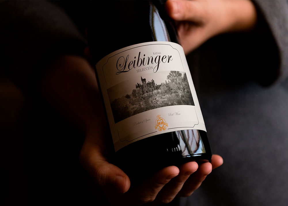 packaging_2019-06_etiquetas-botellas-vino-rayao