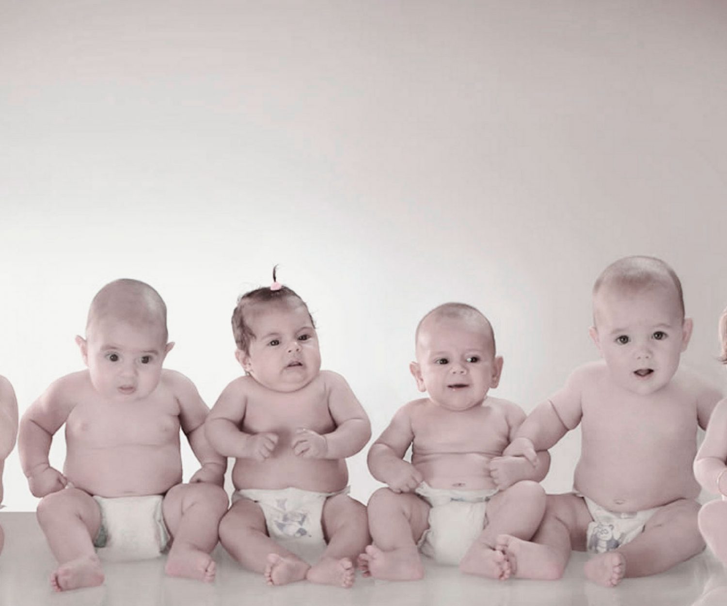 blog_elviaje_muchos_bebes_recien_acidos_pañales